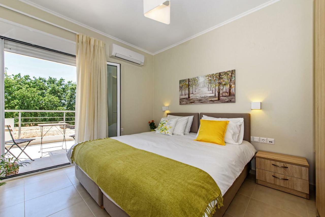 Villa Ellie - Heated Pool, Playground, Garden & Bbq! Vederoi المظهر الخارجي الصورة