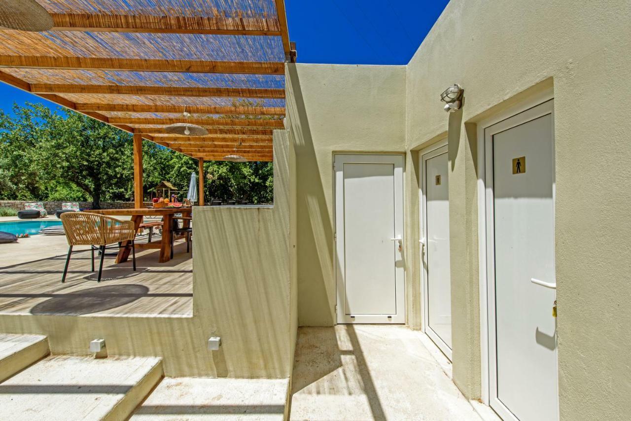 Villa Ellie - Heated Pool, Playground, Garden & Bbq! Vederoi المظهر الخارجي الصورة