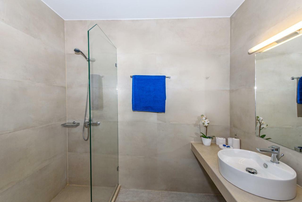 Villa Ellie - Heated Pool, Playground, Garden & Bbq! Vederoi المظهر الخارجي الصورة